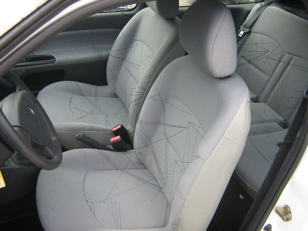 renault clio tapizado 001 - Talleres Ruso