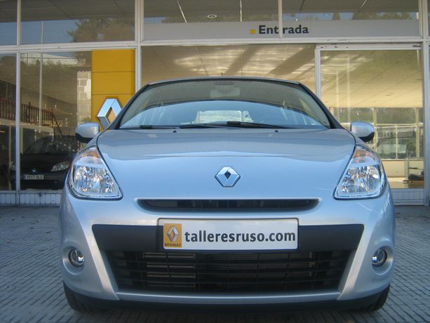 Renault Clio 5 Puertas Km 0 004 - Talleres Ruso
