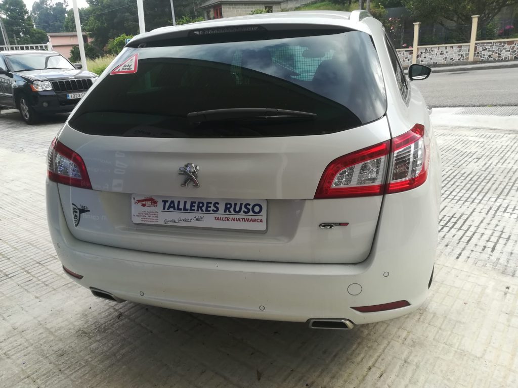 Peugeot 5008 SW 8 - Talleres Ruso