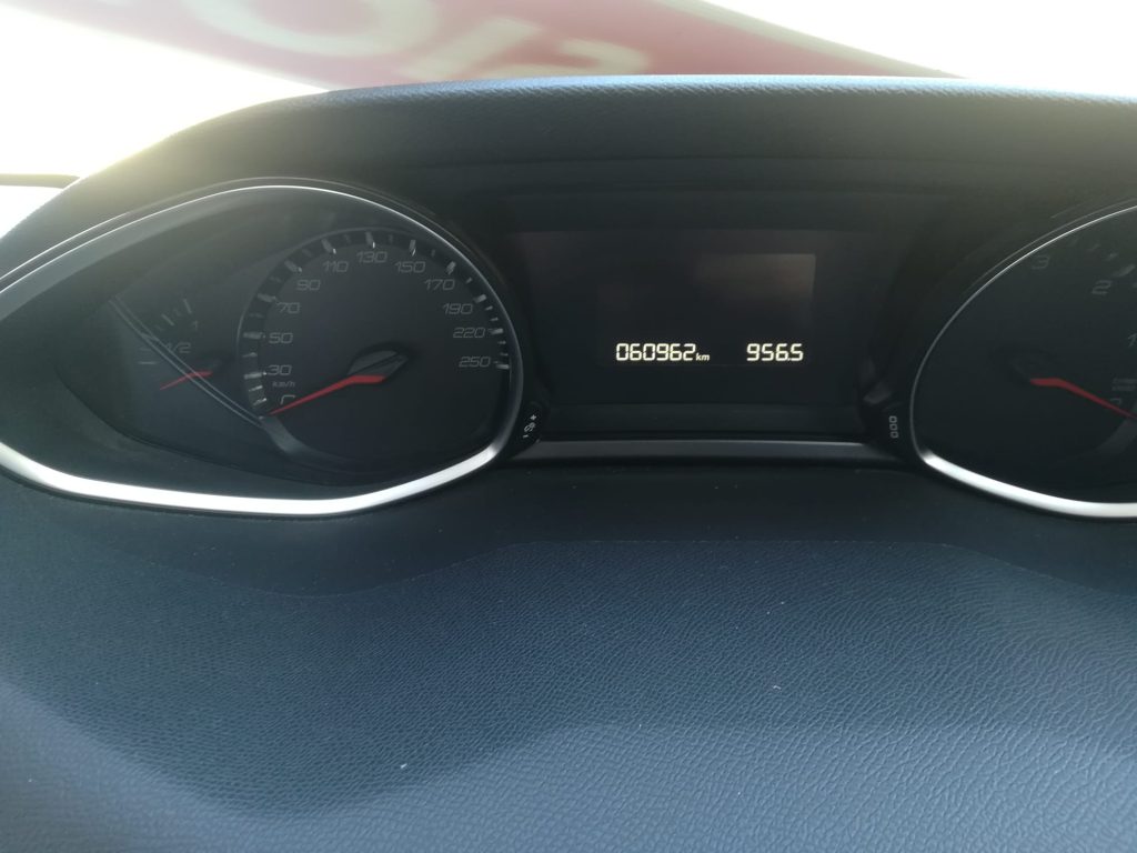 Peugeot 308 7 - Talleres Ruso